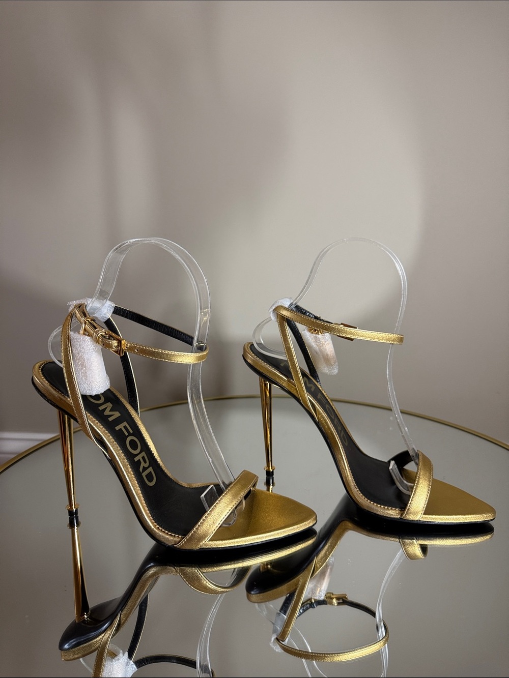 Tom Ford Padlock Naked 105 Gold Leather Heeled Sandals Sz 37 - Picture 16 of 17
